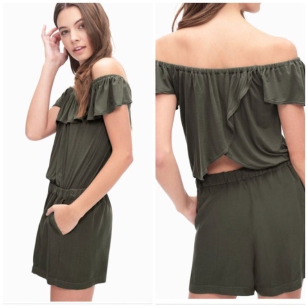 Splendid Romper Womens XL Olive Green‎ Off Shoulder Ruffle Open Back Pockets